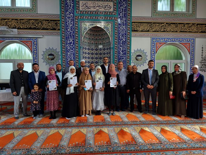 Kur’an bülbülleri Köln bölge finali için yarıştı