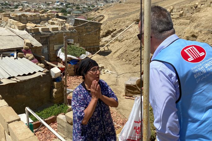 DİTİB, bağışçıların destekleriyle ihtiyaç sahiplerinin yüzünü güldürüyor