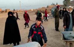 Eyüp Sultan Camii soğukta donma tehlikesi olan çocuklar için seferber oldu