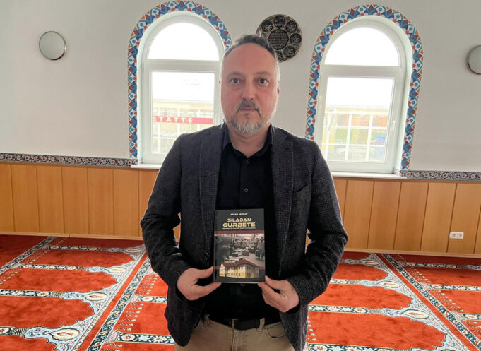 Wächtersbach DİTİB Camii’nin 47 yıllık tarihi kitap haline getirildi