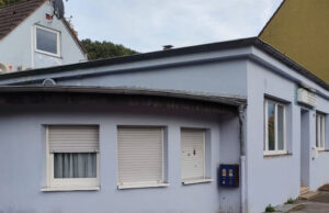 Camiye çirkin saldırı: Yakılmaya çalışıldı!