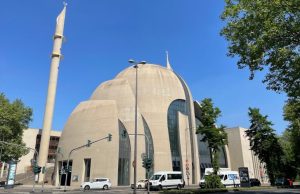 Almanya’da her yıl 100 din görevlisine yönelik yeni eğitim programı