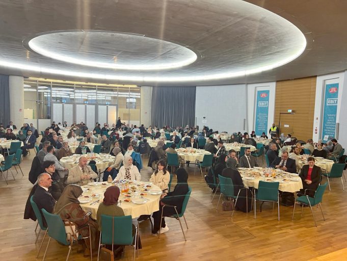 DİTİB ailesi iftar sofrasında bir araya geldi