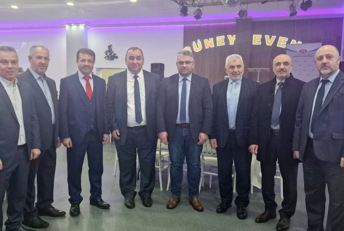 Köln’de DİTİB ailesi iftar sofrasında buluştu