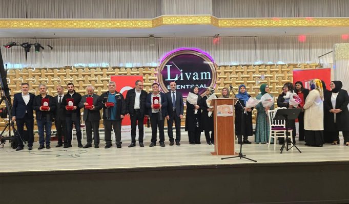 DİTİB Hamidi Veli Camii’nde kurucularla iftar