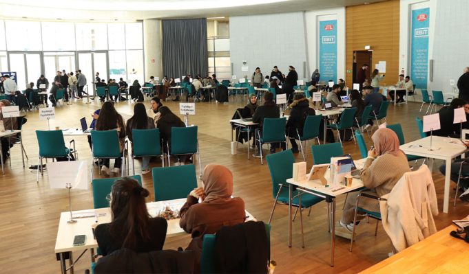 DİTİB Öğrenci Fuarı, 57 farklı bölümü tanıttı