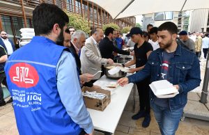 DİTİB, bayram ikramlarıyla gelenekleri yaşatıyor