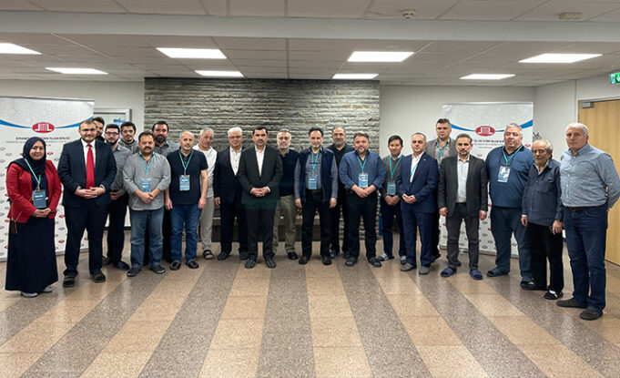 DİTİB eyalet ve bölge birlikleri yöneticilerine hizmet içi eğitim semineri