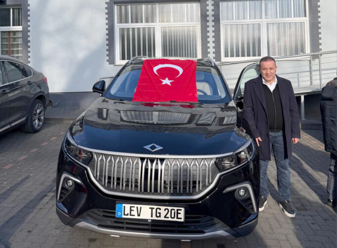 Leverkusen’de TOGG heyecanı: İş İnsanı Ali İnceören’den destek