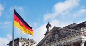 Almanya’da emeklilik reformu tartışması: ‘63 yaşında emeklilik’ için geçiş çözümü Berlin'deki Federal Meclis binası
